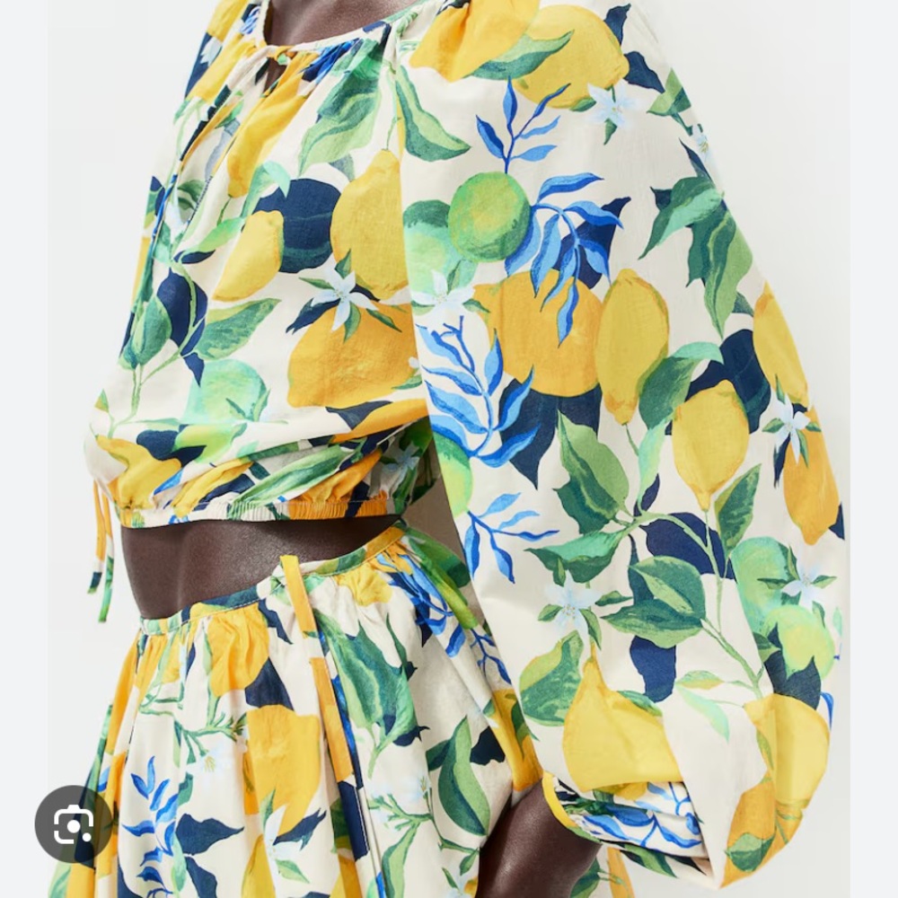 H&M Zara Mango Lemon Print Cotton Crop Peasant Top Blouse Bloggers S NWOT